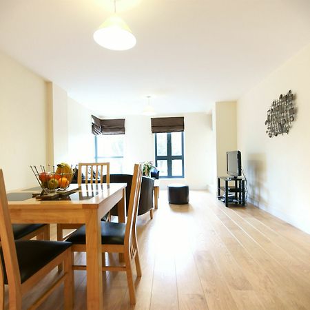 Lodge Drive Serviced Apartments Enfield Zewnętrze zdjęcie