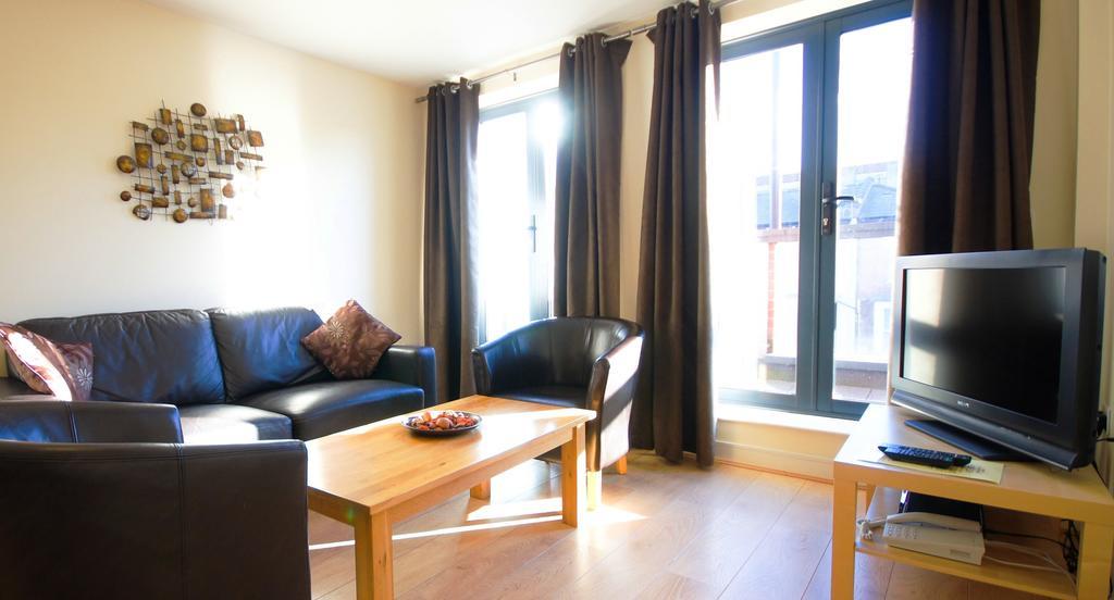 Lodge Drive Serviced Apartments Enfield Pokój zdjęcie